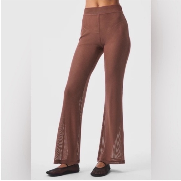 ALO Tropical Nights Flare Pant Small NEW - Picture 1 of 6